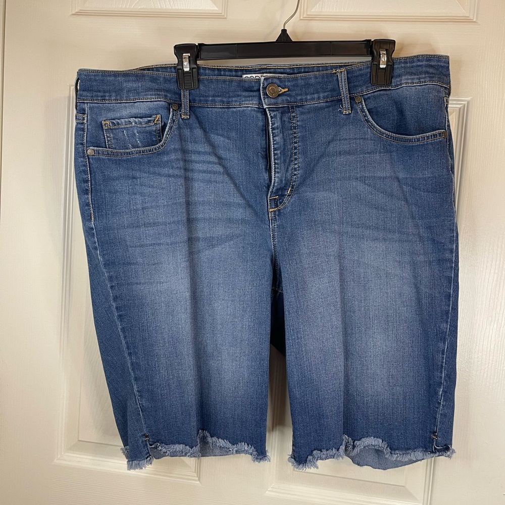 Code Bleu denim Bermuda shorts